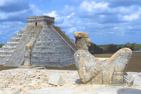 【メキシコ】チチェン・イッツァ〜マヤの最高神ククルカンが降臨する、カスティージョに行ってみた！