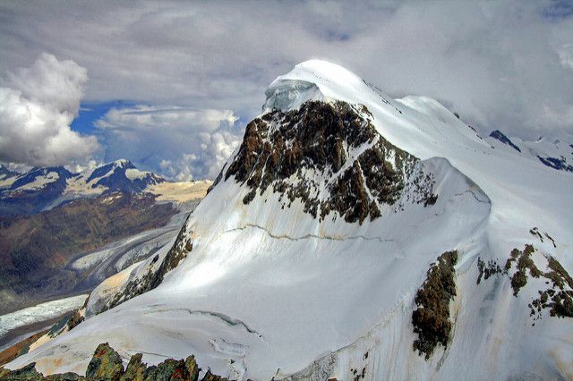 スイス・アルプスの名峰７選！ハイキングや登山で絶景を崇めよう！