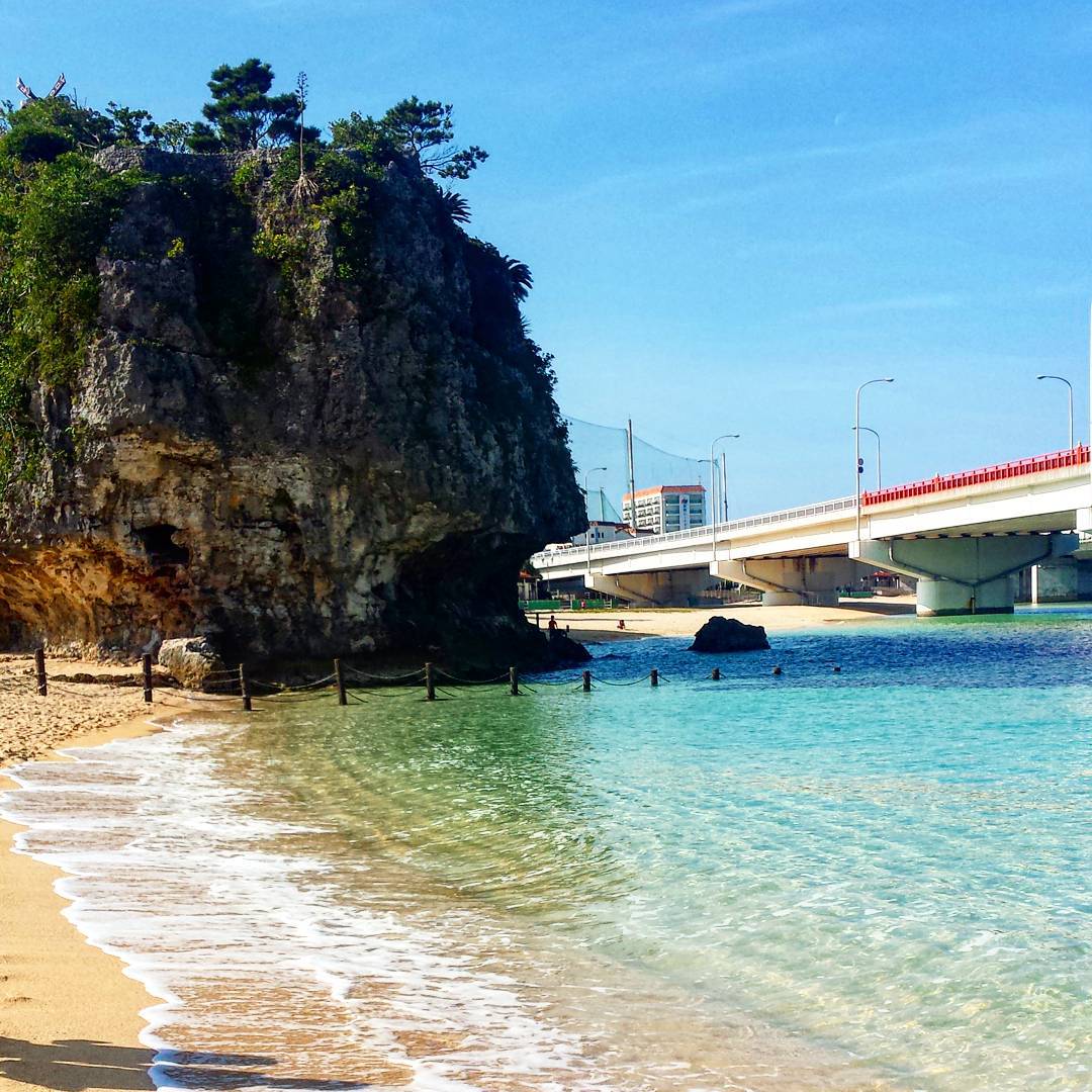 沖縄・那覇市の定番観光スポット3選！沖縄の魅力を独り占めしよう