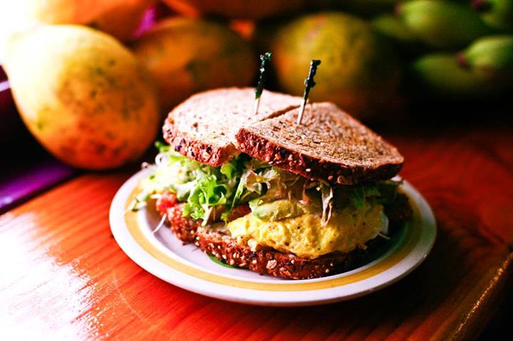 ハワイ・ハレイワの人気オーガニックカフェ「The Beet Box」でベジランチしよ！