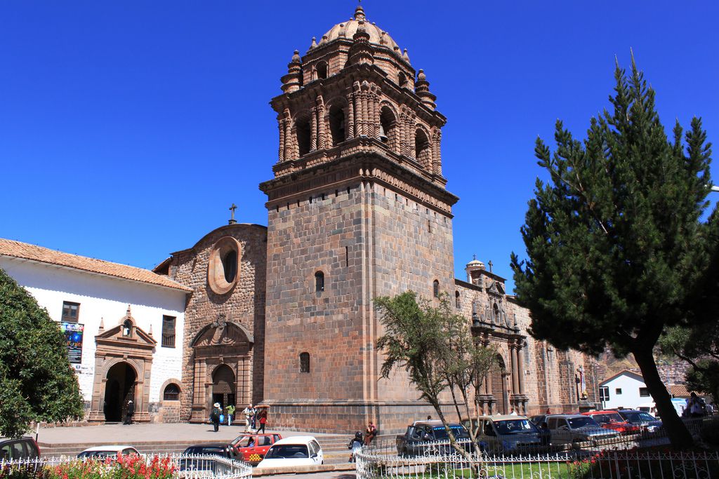 【ペルー・クスコ】黄金の神殿「サントドミンゴ教会」を観光！キリスト教とインカ帝国の文化の融合