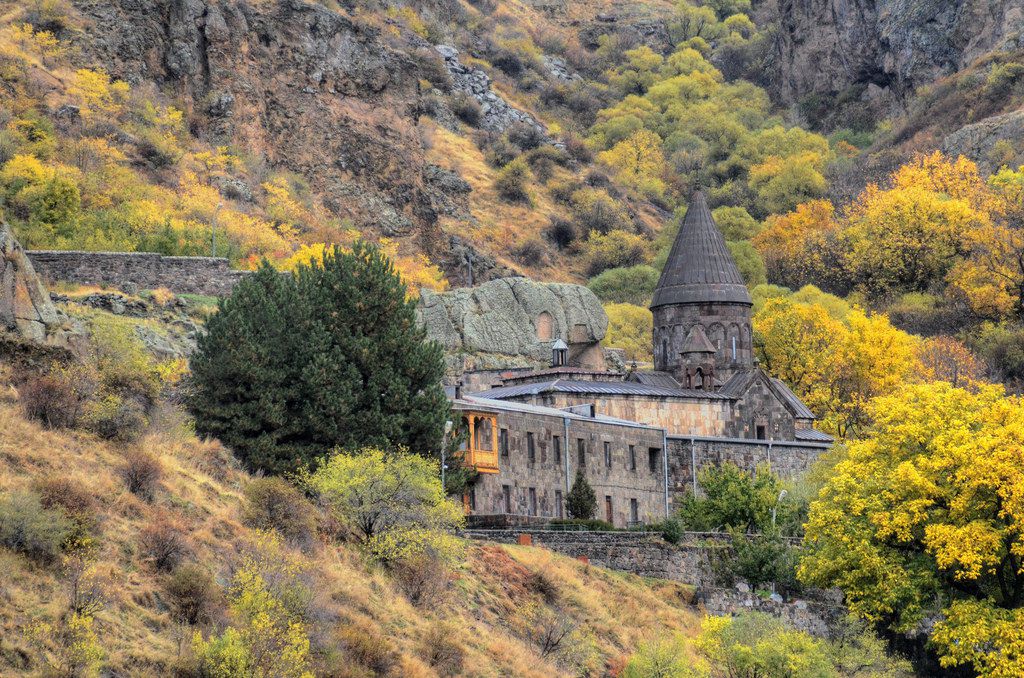 アルメニア共和国観光で行くべきパワースポット３選！世界初キリスト教の国の世界観