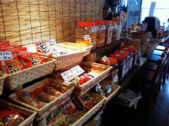 懐かしい駄菓子を扱うカフェ！全国各地の「駄菓子Cafe＆Bar」特集