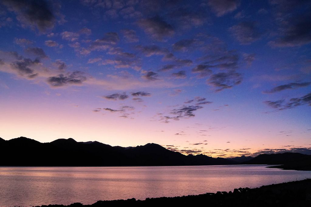 世界で最も空に近い塩湖！パンゴン湖の魅力に迫る