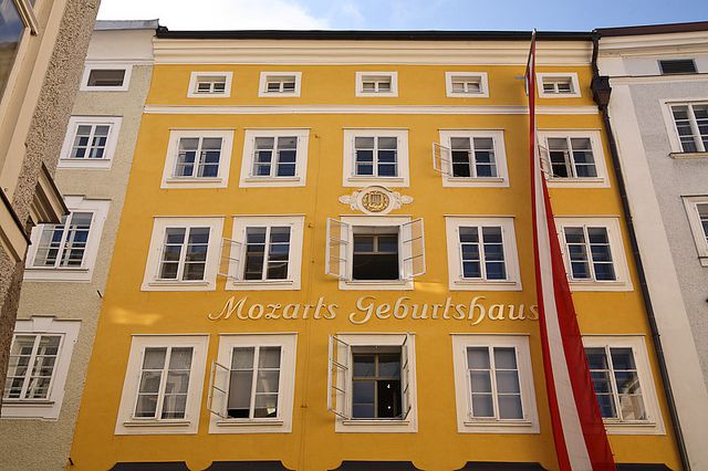 オーストリア・ザルツブルク新市街の観光スポットおすすめ８選！モーツァルトの故郷で街歩き！