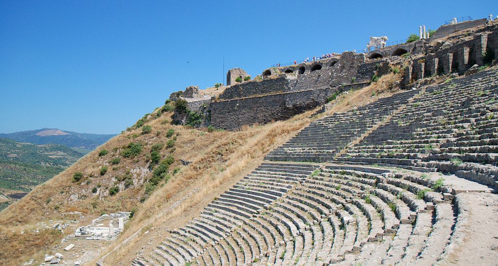 トルコの世界遺産「ベルガマ」アクロポリス遺跡の見どころ＆アクセス紹介
