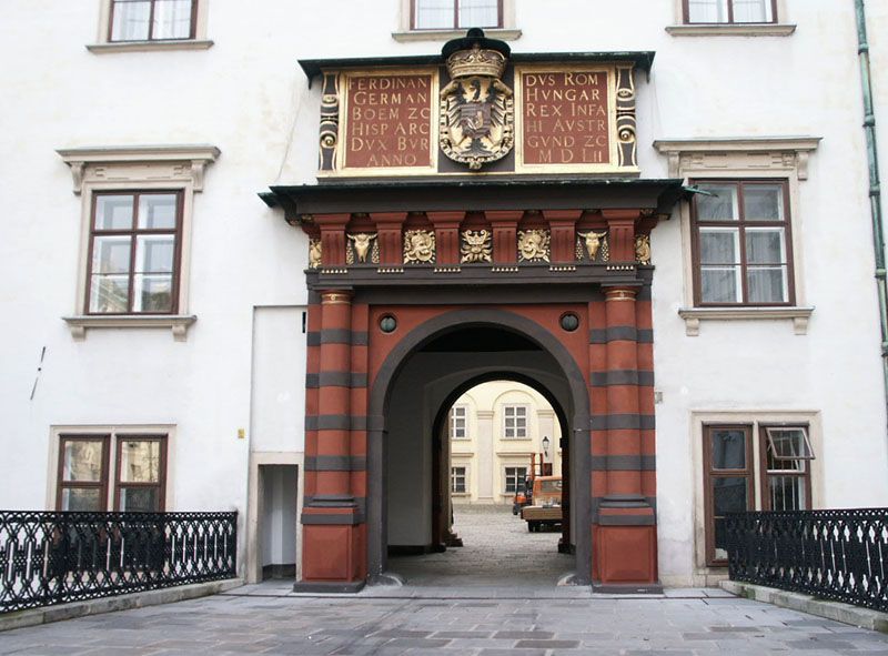 オーストリア・ウィーン観光で行くべき「ハプスブルク家の王宮」の見どころ紹介