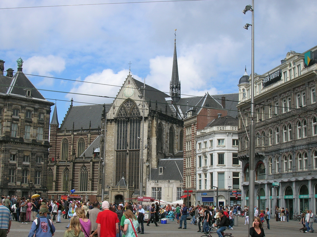 水の都オランダ・アムステルダムの観光スポットまとめ！ダム広場に絶対に行くべき理由とは？