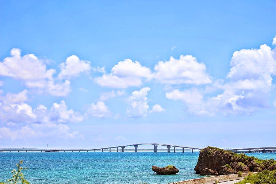 【沖縄・伊良部島】宮古島とつながった魅力満載の人気リゾート島！