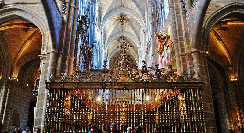 スペインの世界遺産！アビラ旧市街の市壁と、教会群おすすめ観光スポット８選