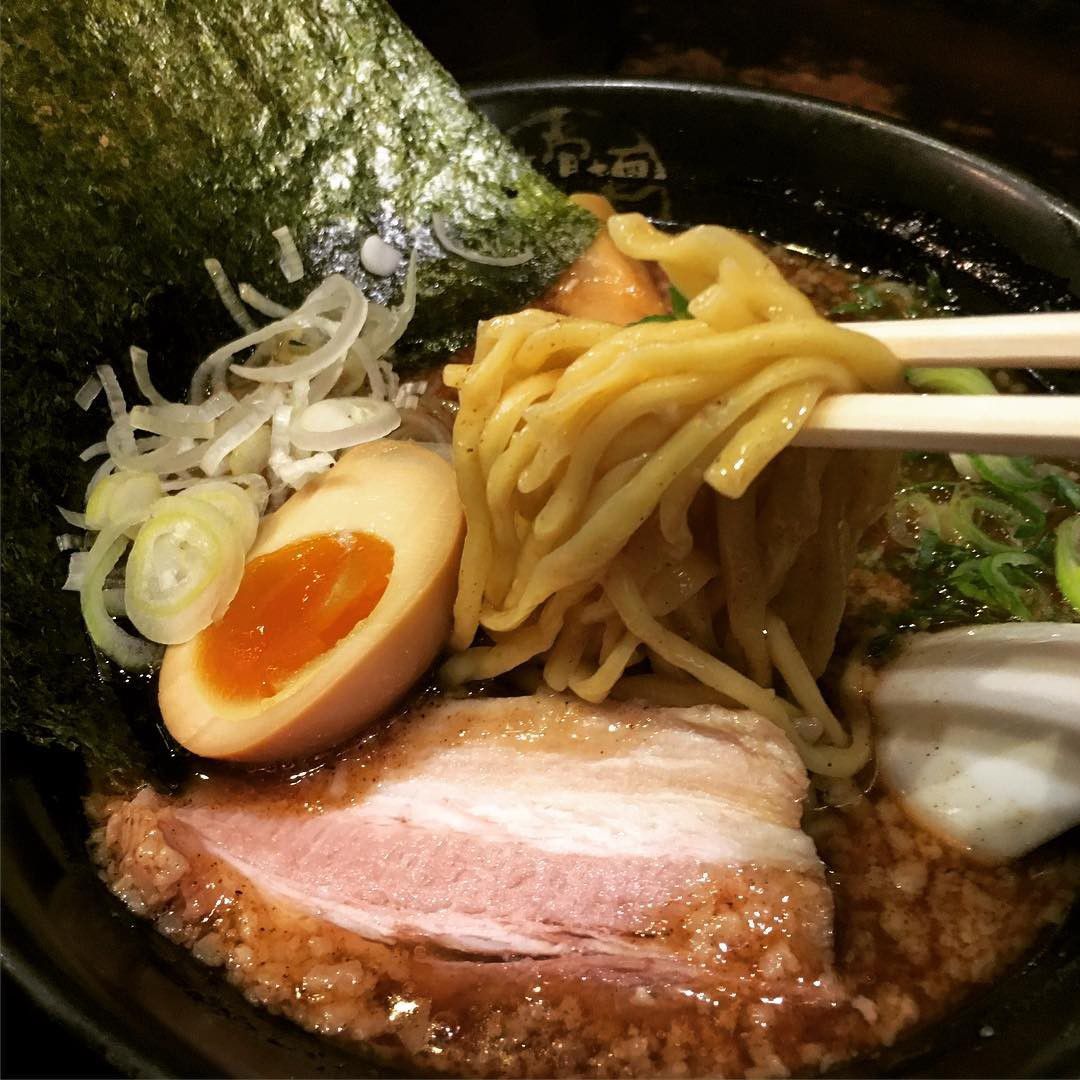 池袋駅近でラーメン！行列ができる超おすすめ人気店５選