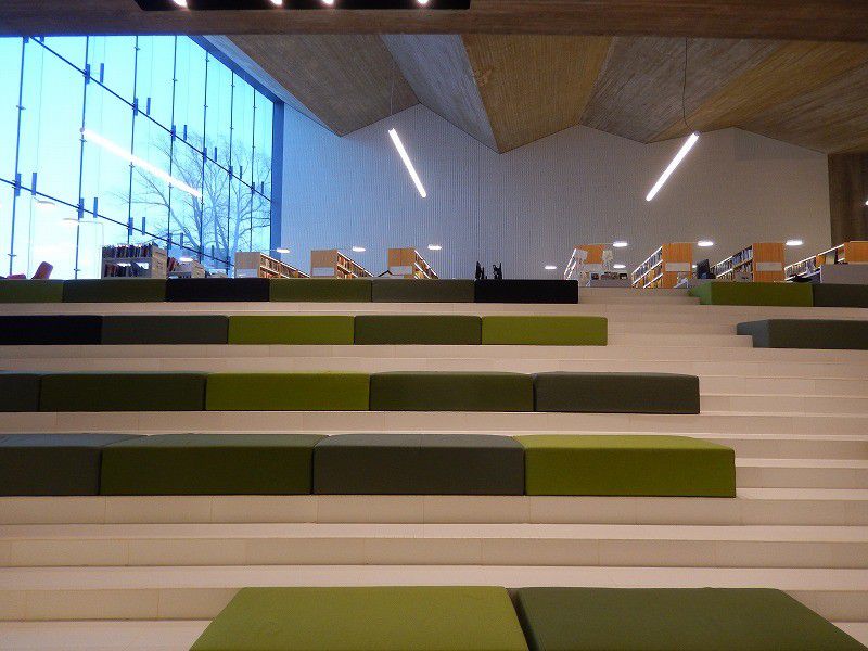 モダンなだけではない！アイディア満載、市民にも大人気のフィンランドの図書館大特集！
