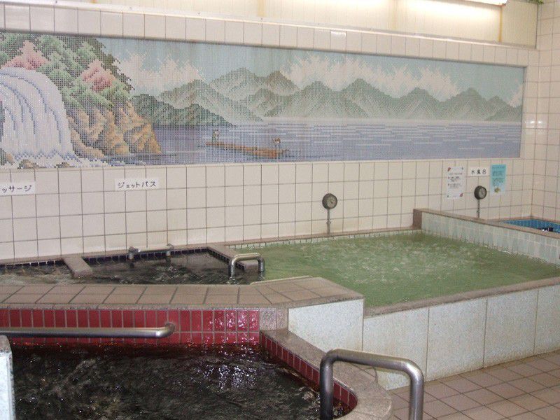 東京大田区で密かに人気の天然黒湯「稲荷湯」に潜入！美肌の湯を楽しめる池上線沿線のリラックスゾーン