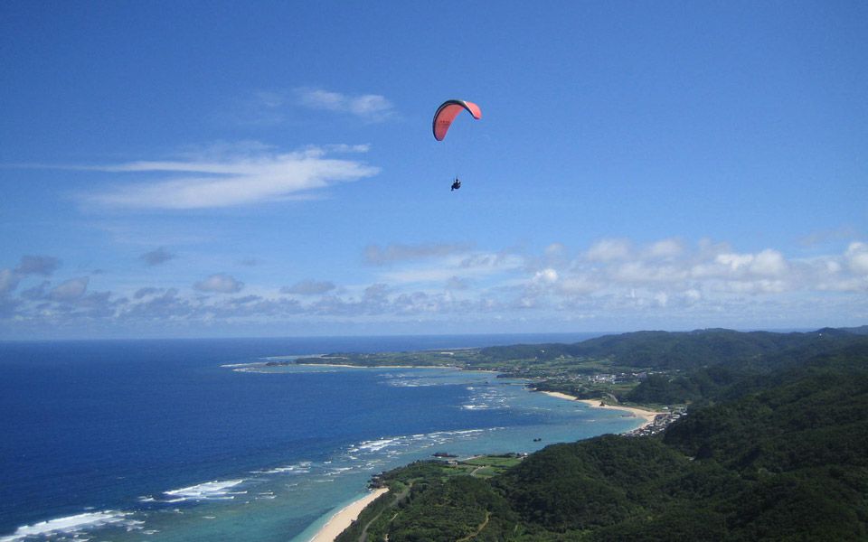 鹿児島でパラグライダー！霧島と奄美を鳥気分で見渡す旅プラン