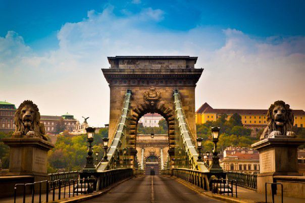 ドナウの真珠・ブダペストの人気世界遺産５選！王宮の丘周辺のおすすめ観光スポットをチェック