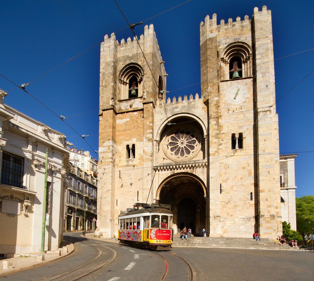 ポルトガル・リスボンの下町アルファマ！人気観光スポットおすすめ６選