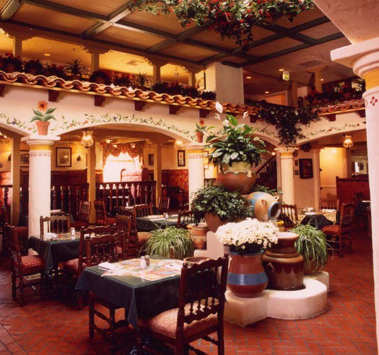 ロサンゼルスで人気の二大メキシコ料理チェーン店エル・チョロ VS ピンク・タコ！気になる人気のメニューとは