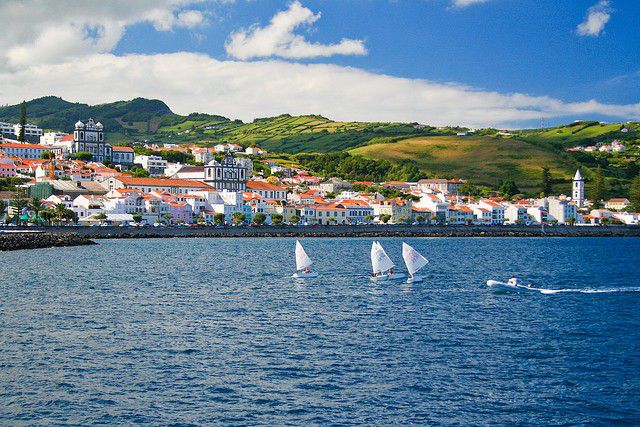 【ポルトガル】ヨーロッパ屈指のリゾート地VS大自然が残る美しい島