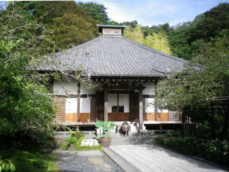 鎌倉のパワースポット「光則寺」の見どころ４選！四季を彩る花々が人気の観光スポット