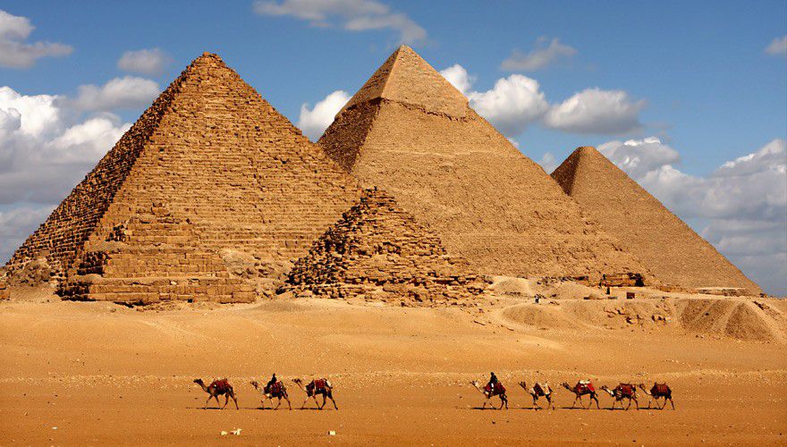 エジプトおすすめ観光スポット13選！ピラミッドで撮れる面白い写真も！