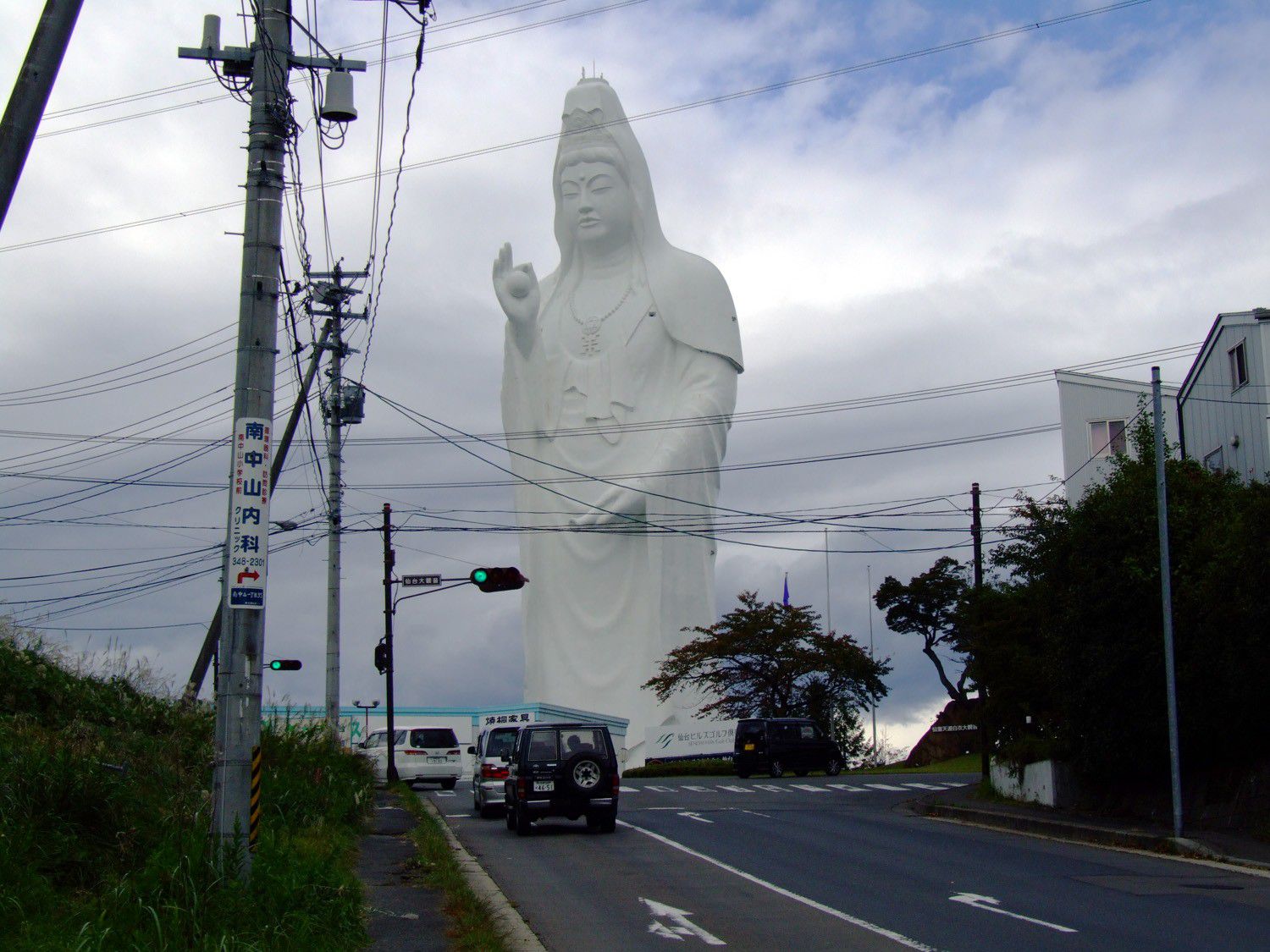 日本各地で見つけた巨大すぎる大仏様・観音様特集！展望台からの絶景にも驚嘆！？