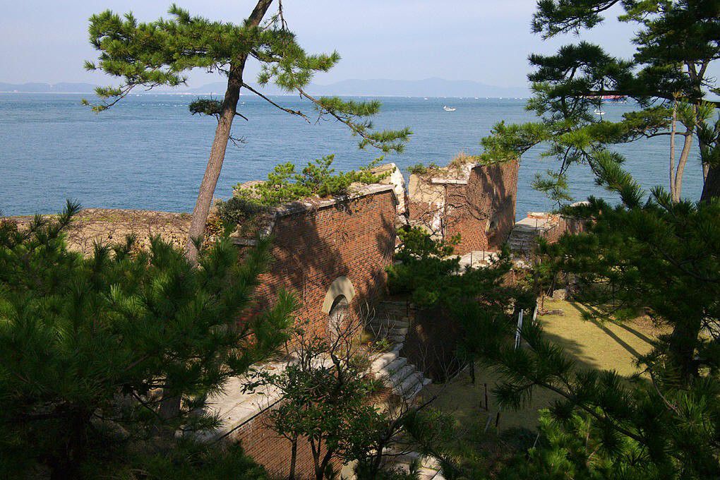 和歌山県の軍艦島「友ヶ島」ガイド！色濃く残る戦争の跡を心に刻む旅