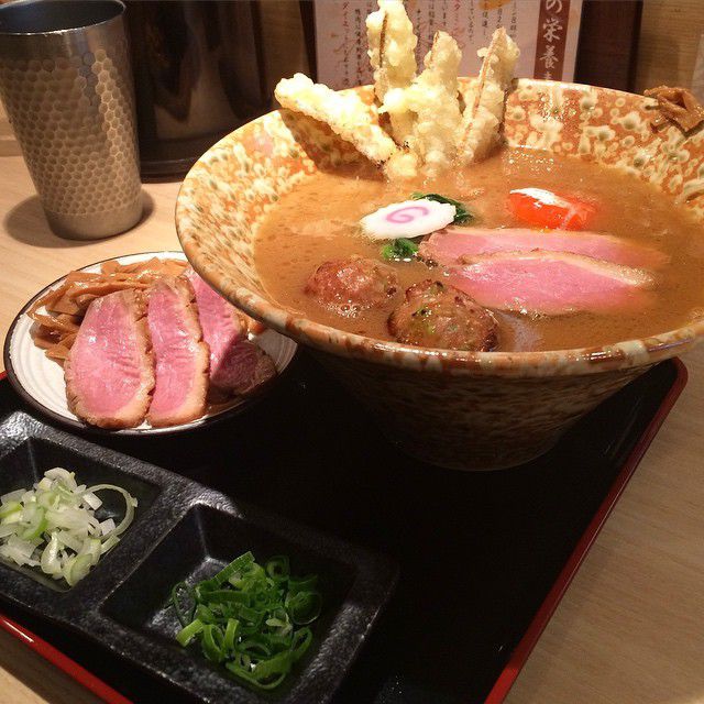 ミシュラン掲載店も！銀座の人気おしゃれラーメン店５選