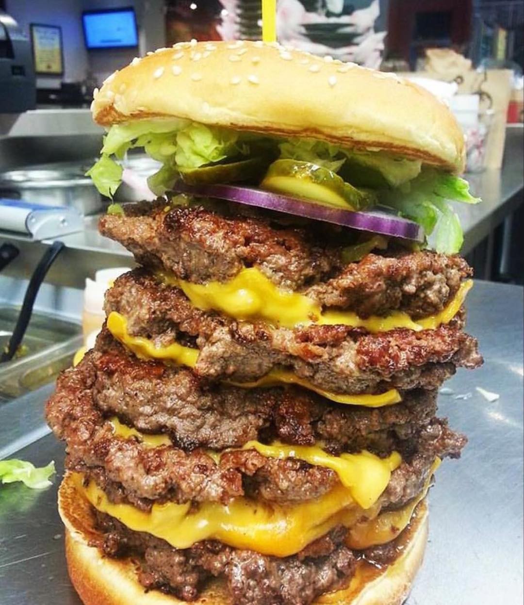 カリフォルニア発！ロサンゼルスの人気ハンバーガーチェーン店３選