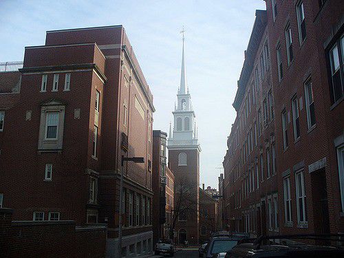 ボストン旅行で絶対行くべき「最古」な観光スポット５選！教会や船、家に学校も！