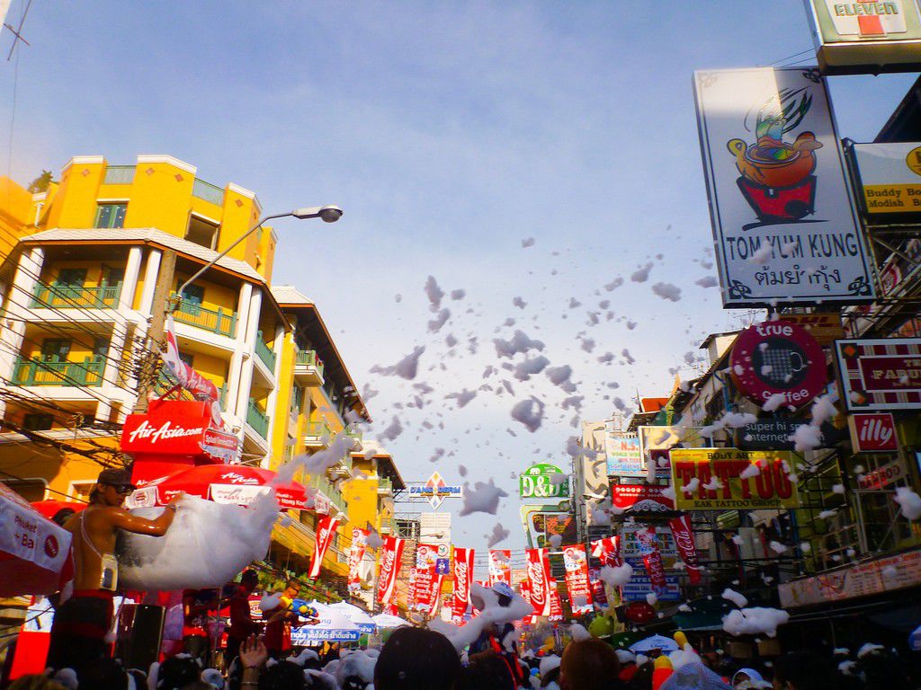 楽しすぎる！タイの水掛け祭り「ソンクラーン」がアツい！