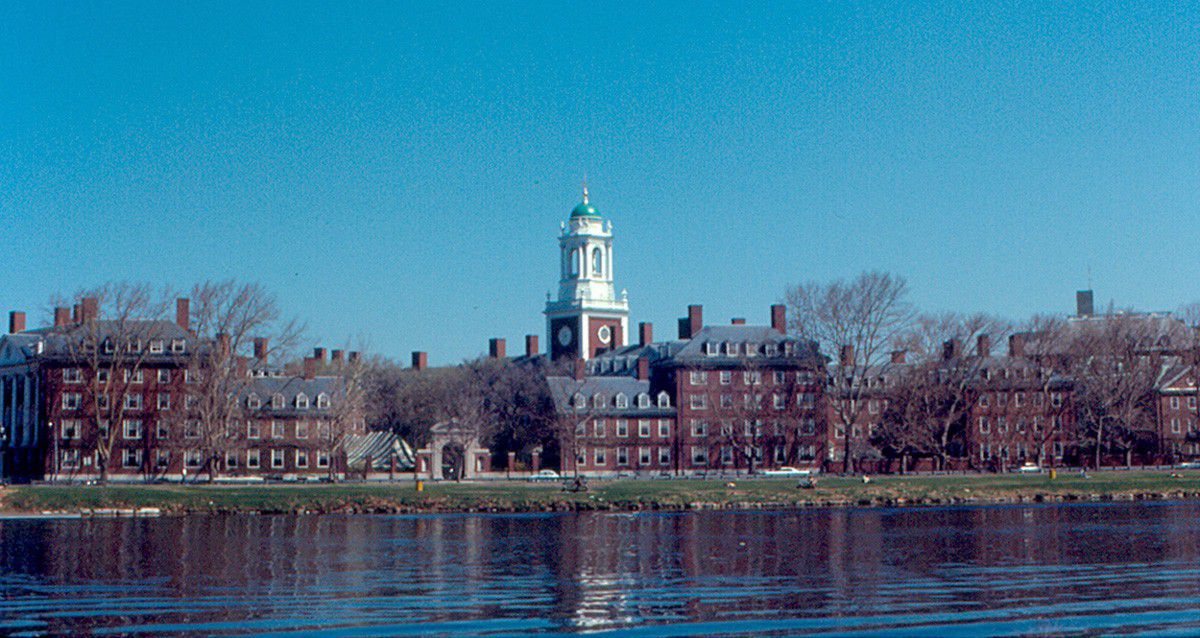 ボストンのケンブリッジ観光といえばハーバード大学！学生の街おすすめスポットまとめ