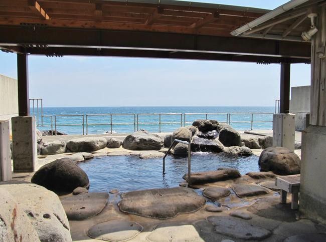 静岡県東伊豆・高磯の湯！海の絶景を眺めながら最高の露天風呂に
