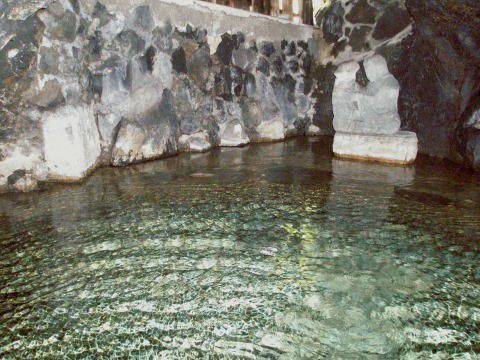 静岡県伊豆の大滝温泉「天城荘」！滝を眺めながら楽しむパワースポット風呂満載
