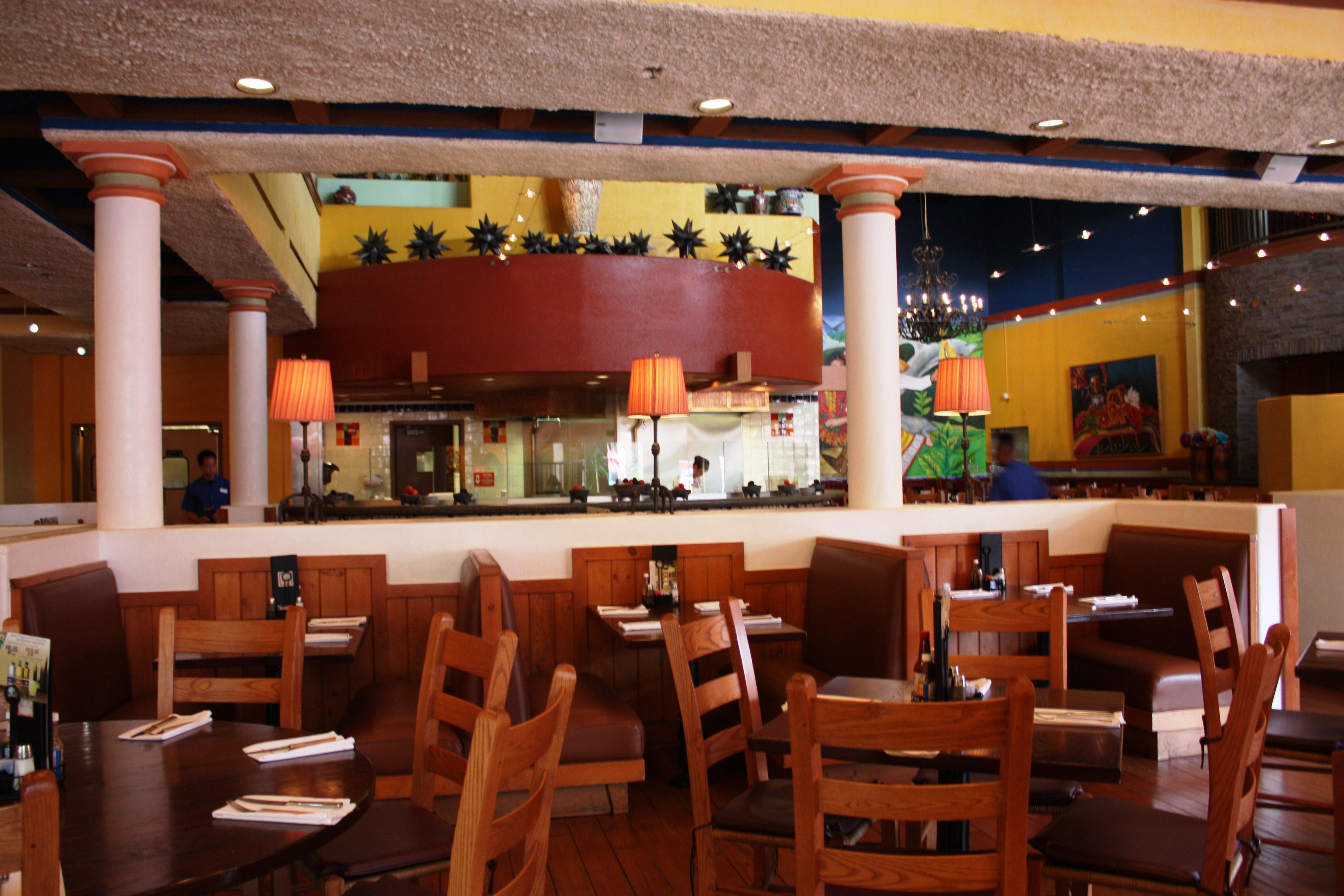 カリフォルニアディズニーランドリゾート・ダウンタウン・ディズニーでおすすめのレストランと人気ショップ