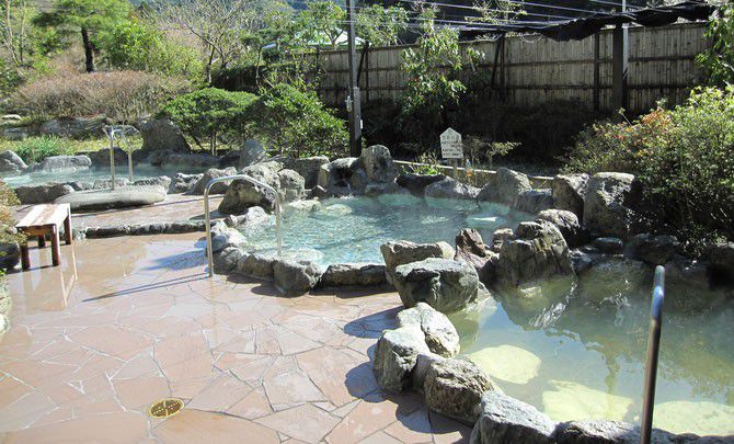 静岡県静岡市「清水西里温泉浴場 やませみの湯」！緑いっぱいの温泉施設でリラックス♪