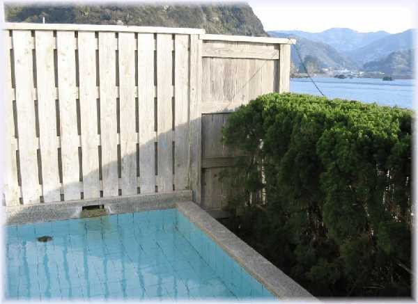 静岡県西伊豆のおすすめ日帰り温泉「なぎさの湯」！海を眺めながらの露天風呂