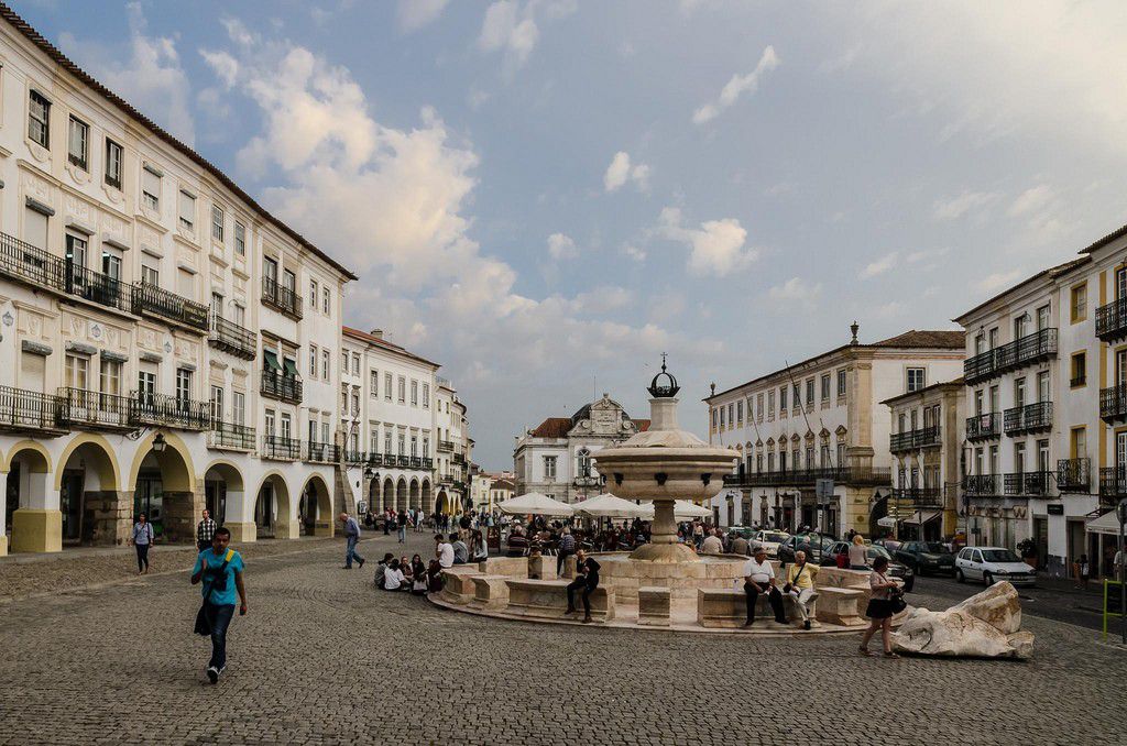 ポルトガルの首都リスボン発エヴォラ歴史地区観光ガイド！時を刻む建造物の数々