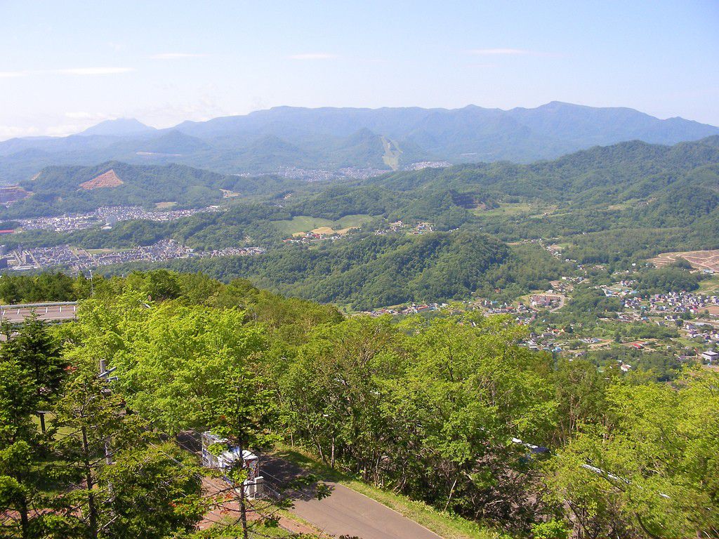 北海道札幌・藻岩山で人気夜景観賞！新・日本三大夜景を堪能しよう