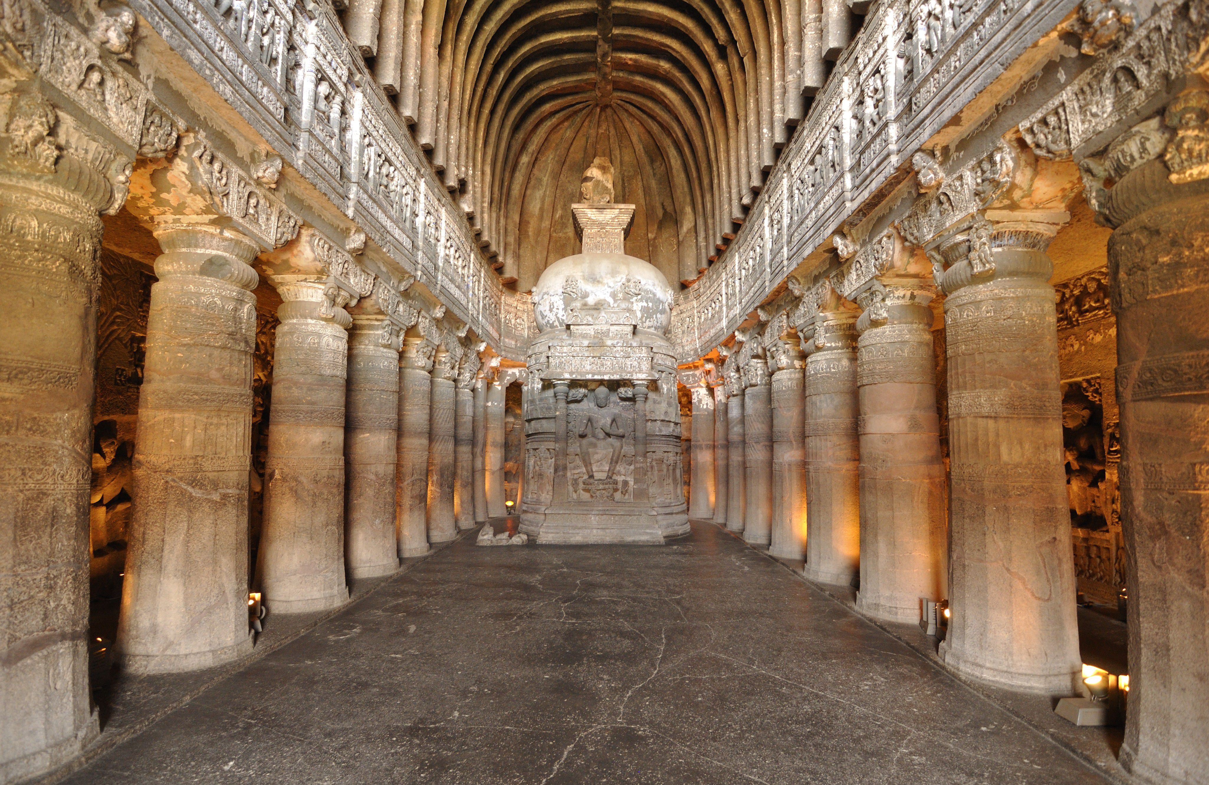 インド世界遺産アジャンタ石窟群の観光スポット特集！美しすぎる仏教遺跡からアナタは何を感じるか