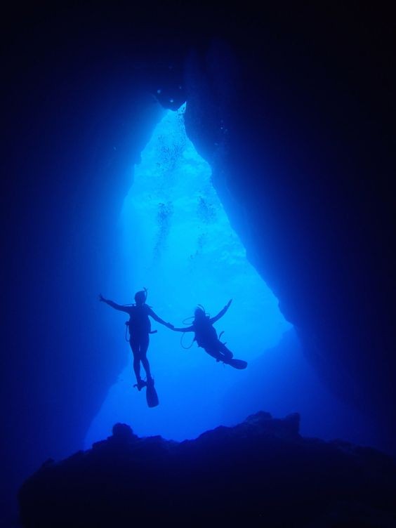 【サイパン】神秘の海中洞窟！ダイバー憧れのケーブポイント、グロットが美しい