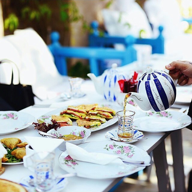 UAEドバイのおすすめカフェ＆レストラン！伝統的な朝食に挑戦しよう