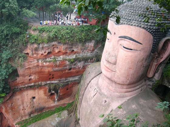 中国・四川の世界遺産「峨眉山・楽山大仏」の観光スポット特集！間近に迫る驚愕のスケール