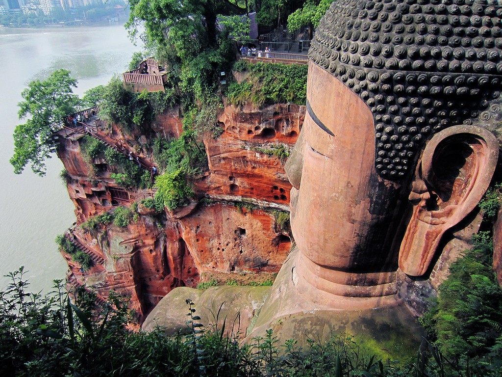 中国・四川の世界遺産「峨眉山・楽山大仏」の観光スポット特集！間近に迫る驚愕のスケール