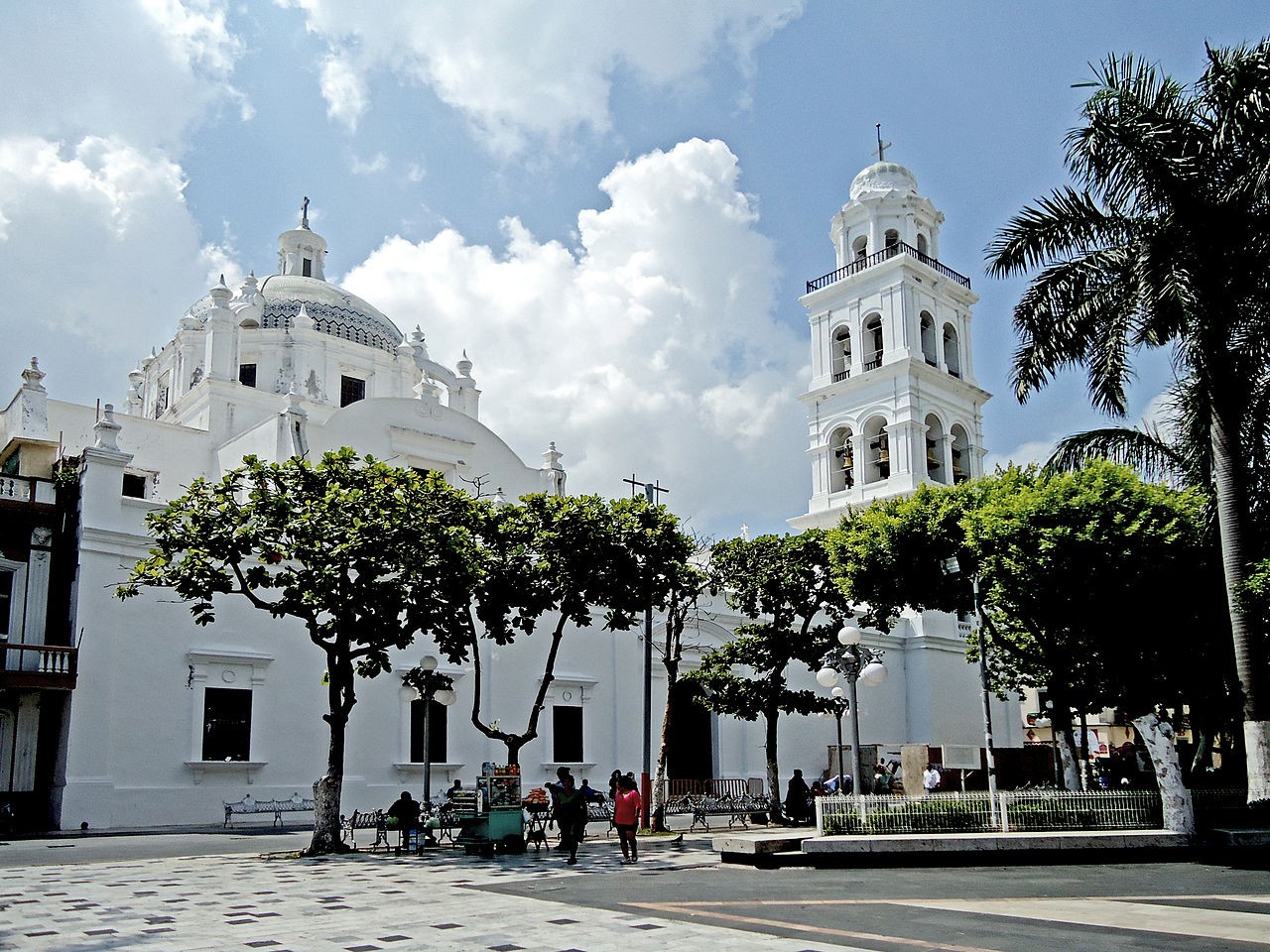 メキシコ湾観光名所ベラクルスで歴史散策を楽しもう！メキシコ初のスペイン植民地となった街を歩く