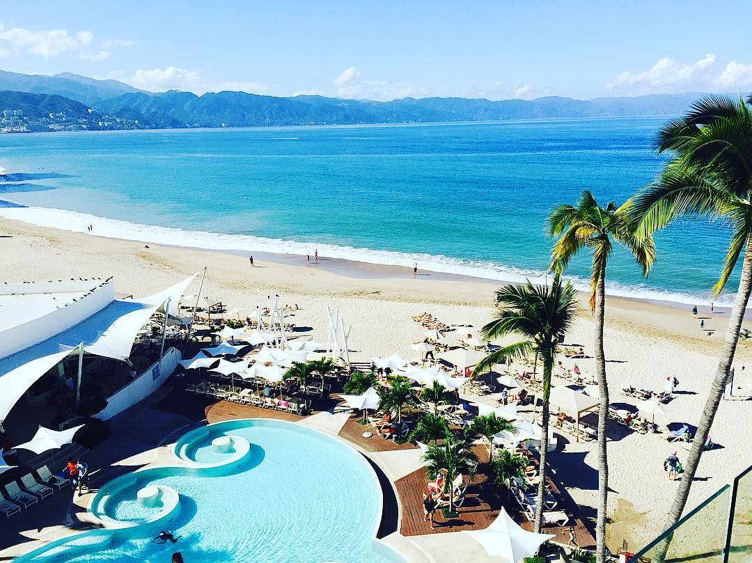 メキシコの洗練ビーチリゾート！プエルト・バジャルタの2大ラグジュアリーホテル特集