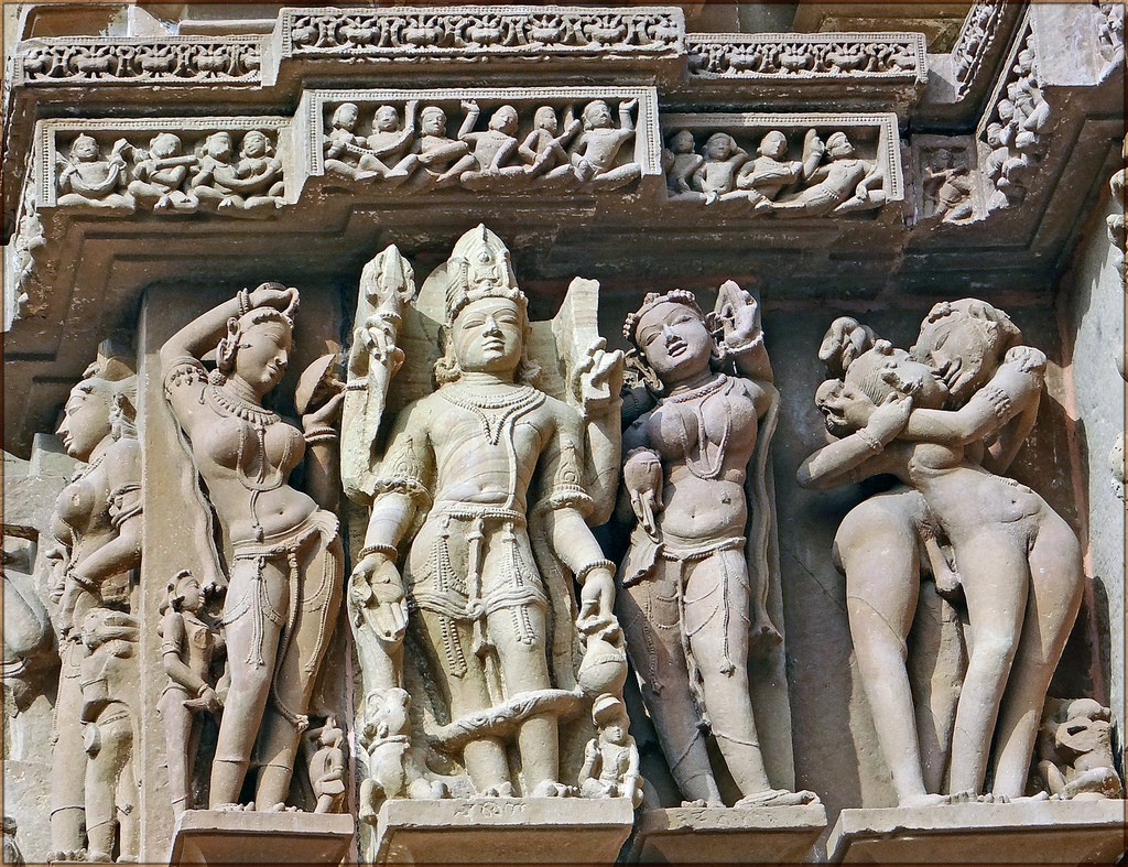 世界遺産の村インド・カジュラホ観光で行くべきおすすめ寺院４選