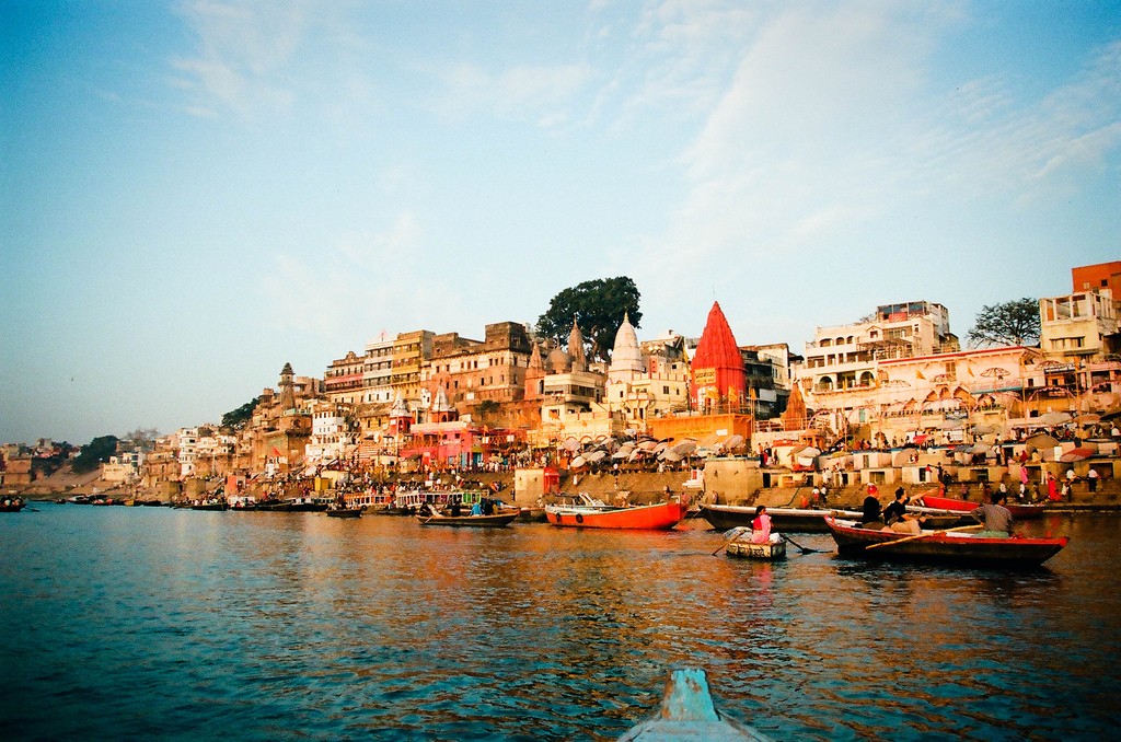デリーからのショートトリップ！ヒンドゥー教徒の聖地ヴァラナシ（Varanasi）でガンジス河を眺めてゆったりできるおすすめカフェ＆レストラン