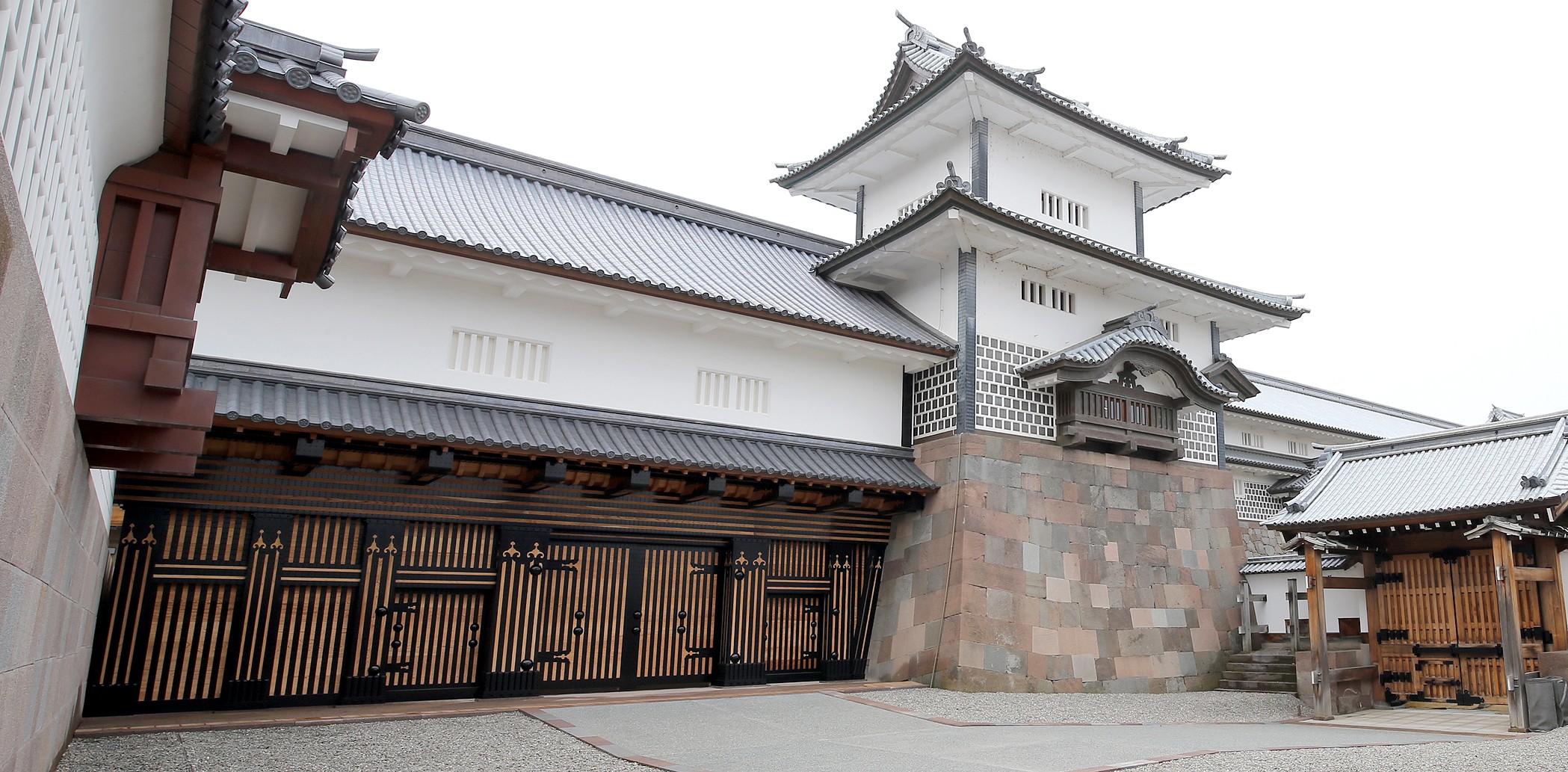 歴史ある建物や神社仏閣が盛りだくさん♪金沢おすすめ観光スポット15選♪