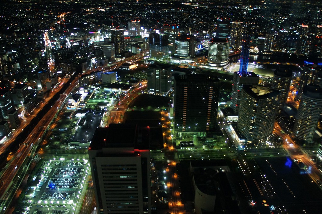 横浜ランドマークで夜景が素敵なレストラン３選！記念日デートにおすすめ！