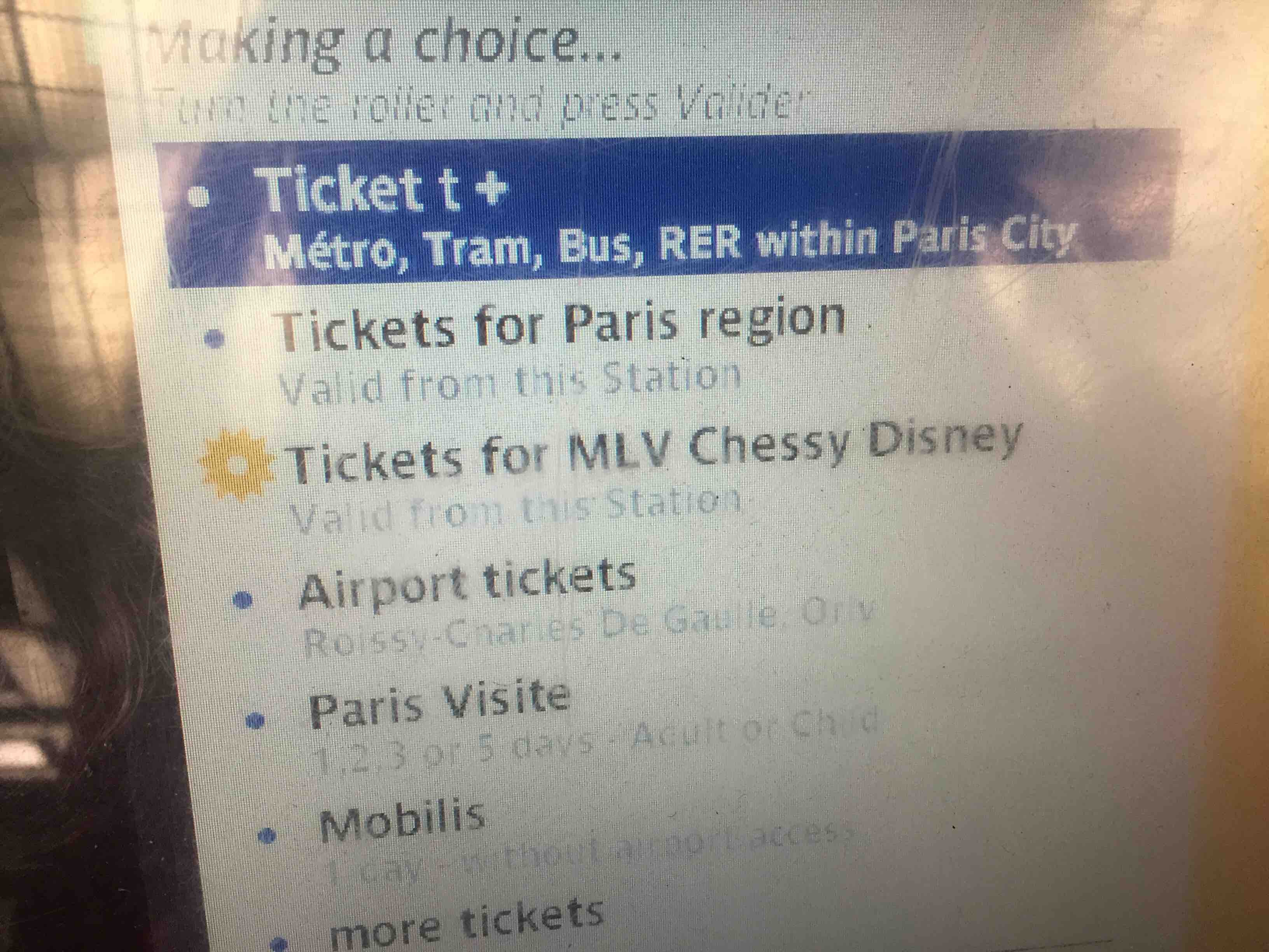 パリをベビーカーで移動するならバスがおすすめ！パリのバス乗り方徹底ガイド